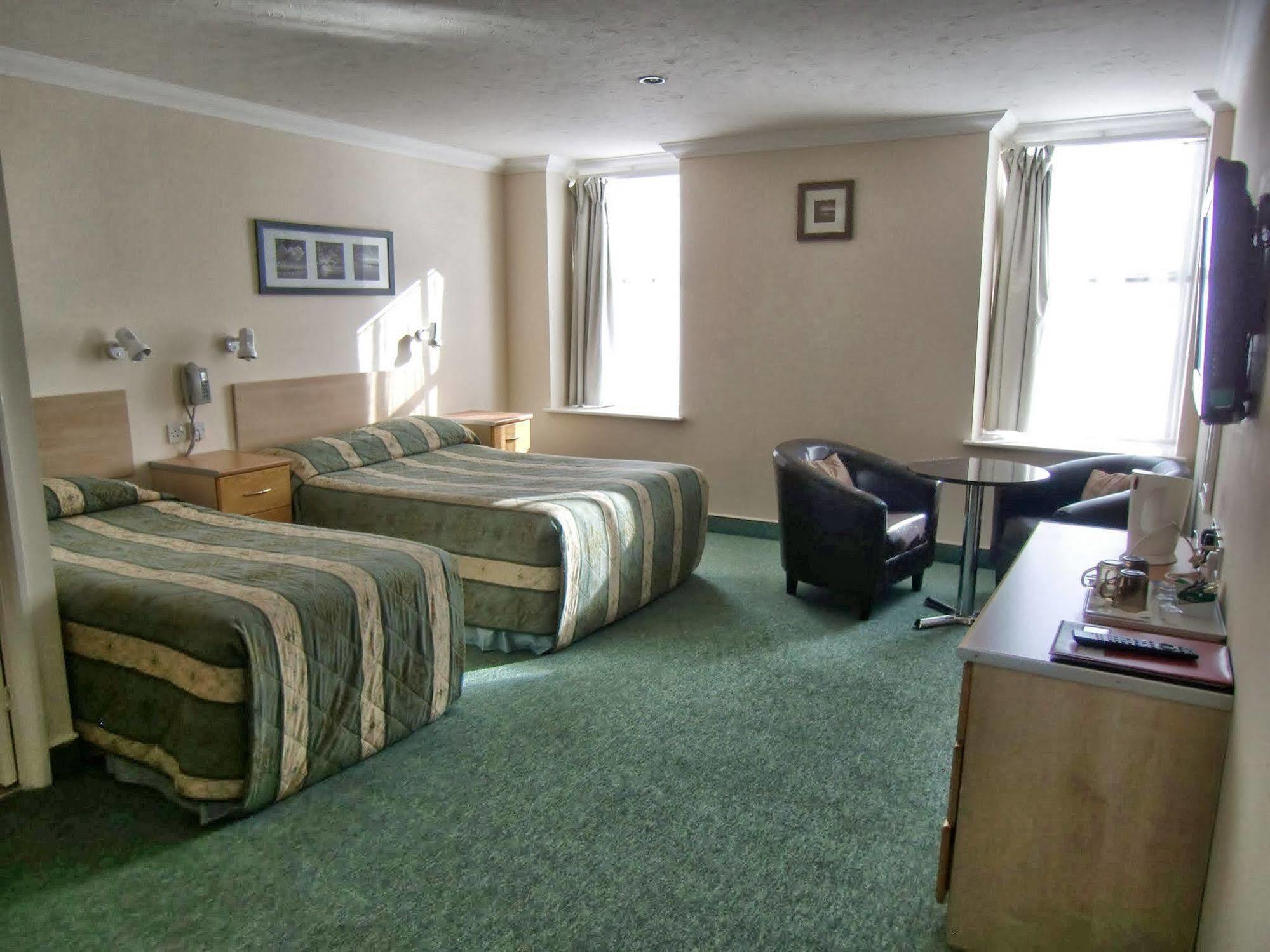 อีสท์บัวเน ริวีร่า โฮเต็ล Hotel อีสต์บอร์น ภายนอก รูปภาพ